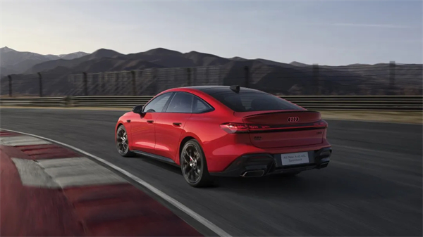 全新上汽奥迪A5L Sportback正式上市，限时臻享价25.99万元起